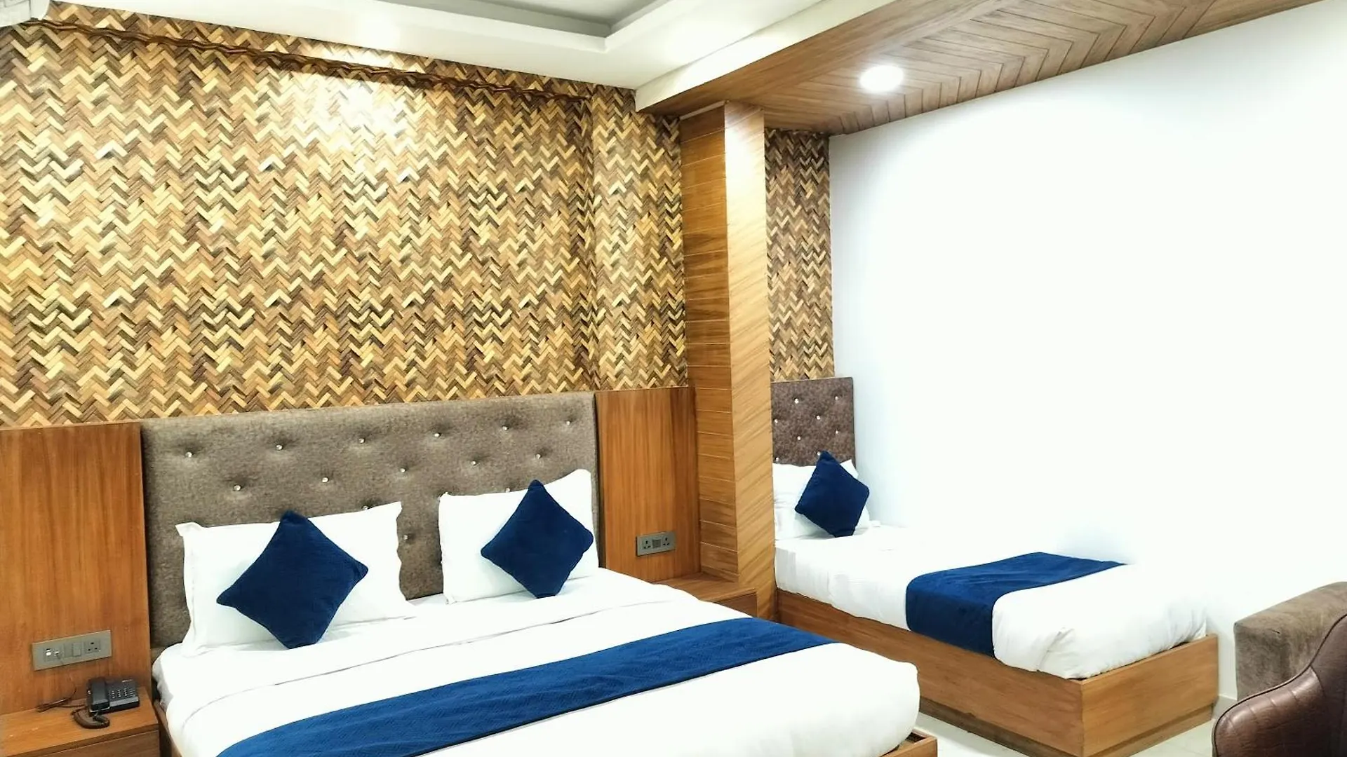 Hotel Lotus At Delhi Airport New Delhi