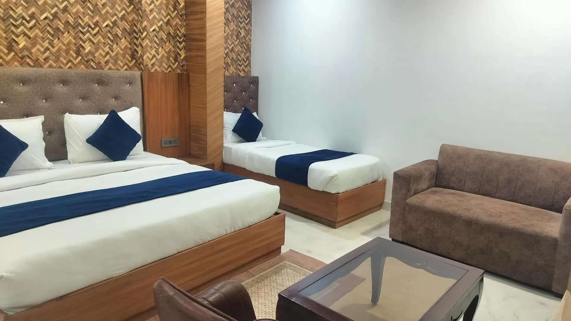 Hotel Lotus At Delhi Airport New Delhi India