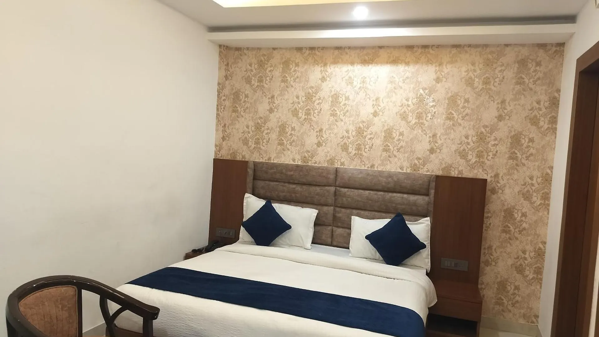 Hotel Lotus At Delhi Airport New Delhi