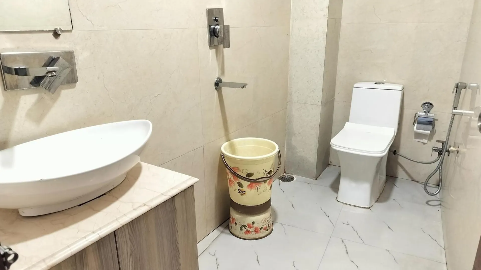 ***  Hotel Lotus At Delhi Airport New Delhi India