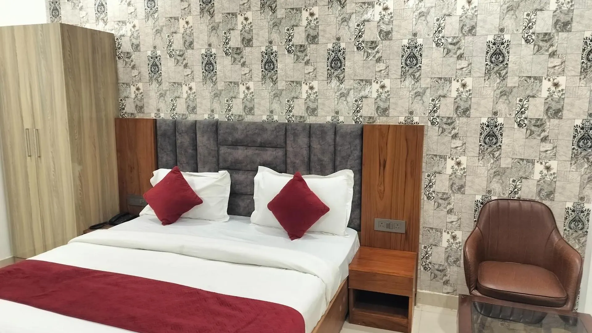 Hotel Lotus At Delhi Airport New Delhi