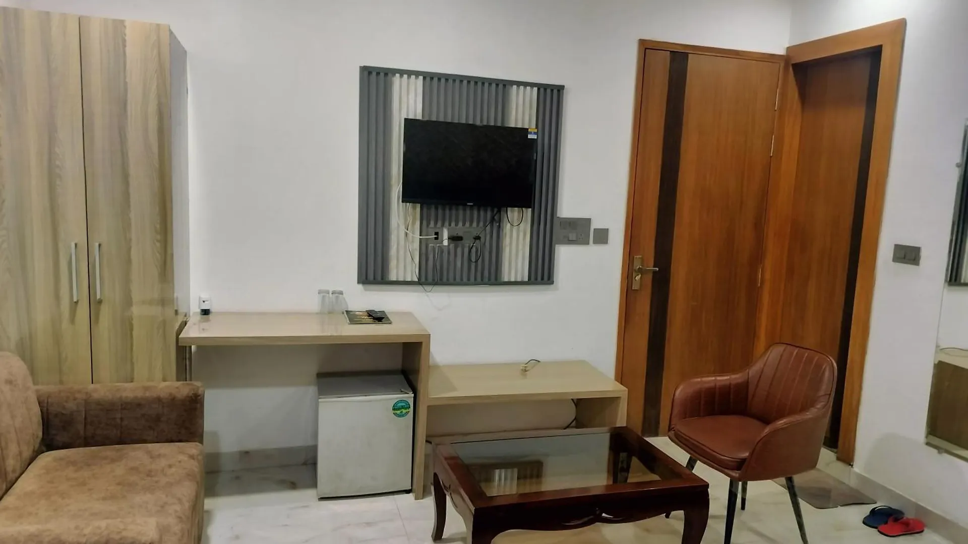 Hotel Lotus At Delhi Airport New Delhi